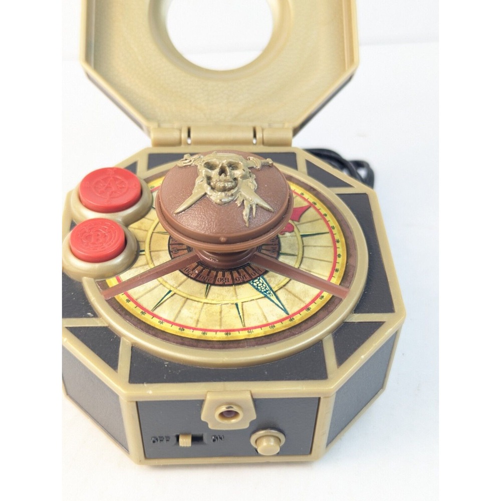 Genuine Jakks Pacific‎ Pirates of the Caribbean Plug N Play TV Game Toy - Picture 4 of 8